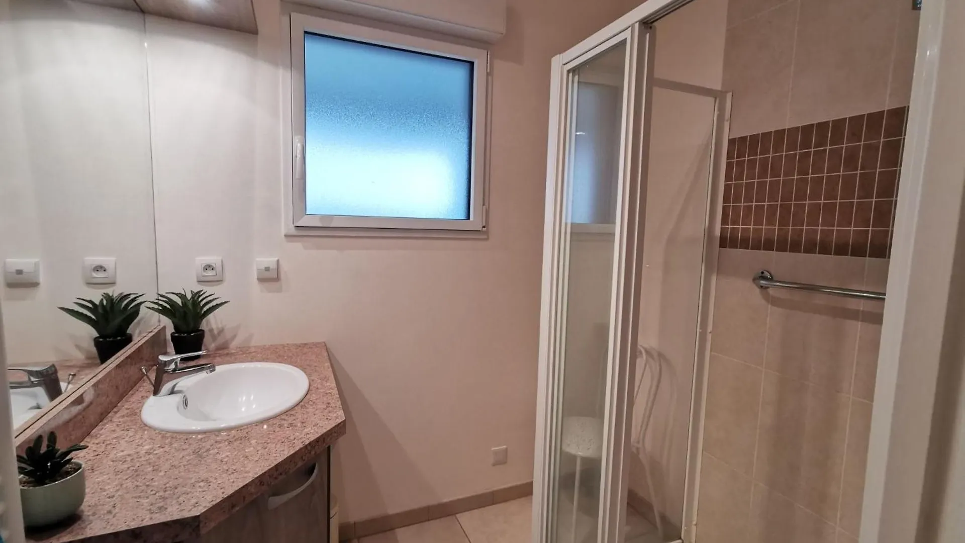 Apartment Quai Malo By Interhome Saint-Malo 0*,  Frankrike